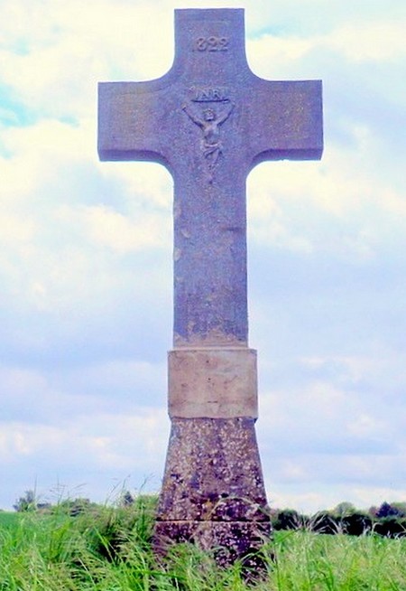 Croix de 1822 à Aulnoye Aymeries.