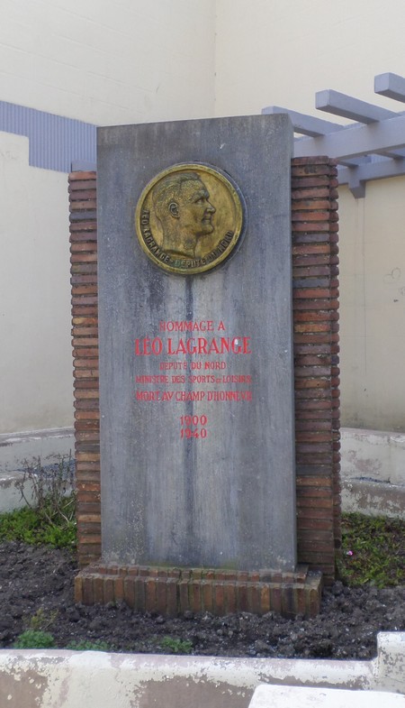 Monument Léo Lagrange à Avesnes sur Helpe