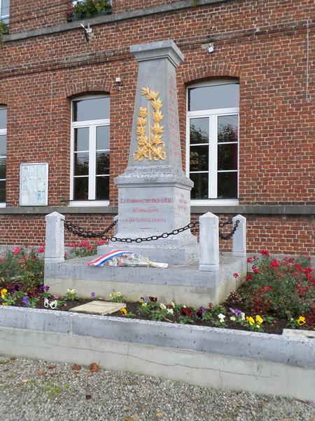Bas-Lieu monument aux morts