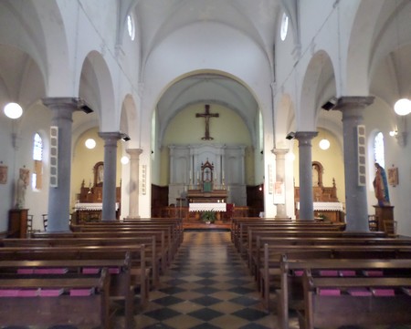 Eglise Saint-Martin de Beugnies, la nef.