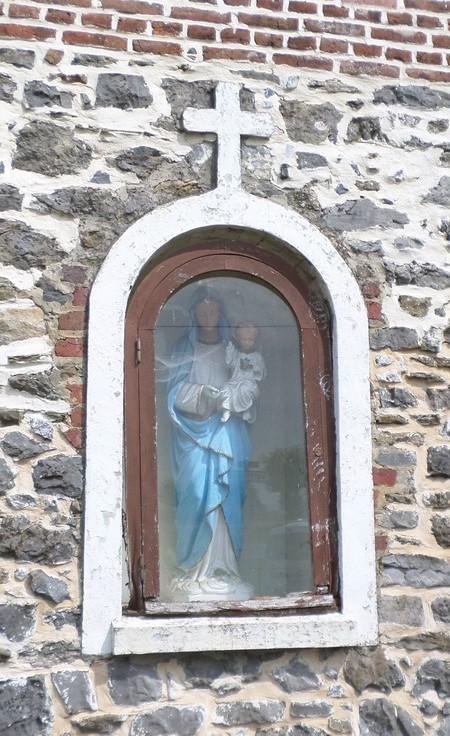 Niche dédiée à la Vierge à Dimechaux.