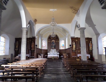 Eglise de Féron, la nef.