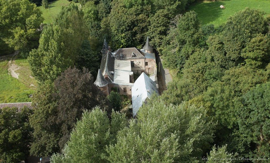 Le château Motte à Frasnoy.