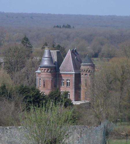 Glageon, le chateau des Tourelles.