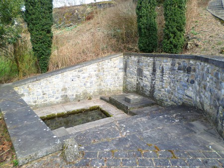 Fontaine à Hestrud.