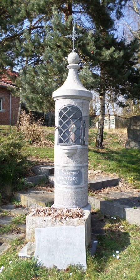 Oratoire st Etienne à Hon Hergies.