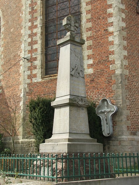 Monument aux Morts de Louvignies Quesnoy