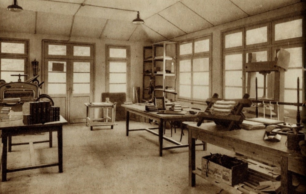 Musée du Sanatorium de Felleries-Liessies, atelier de reliure.