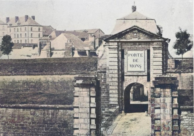 Les remparts d'Avesnes sur Helpe. Porte de Mons