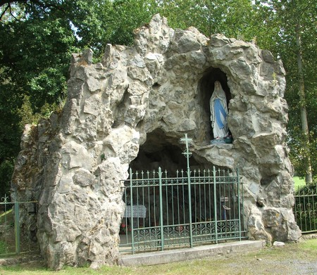 Sains du Nord, grotte de Lourdes