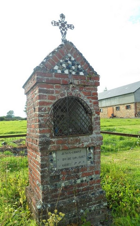 Chapelles et oratoires d'Anor (27)