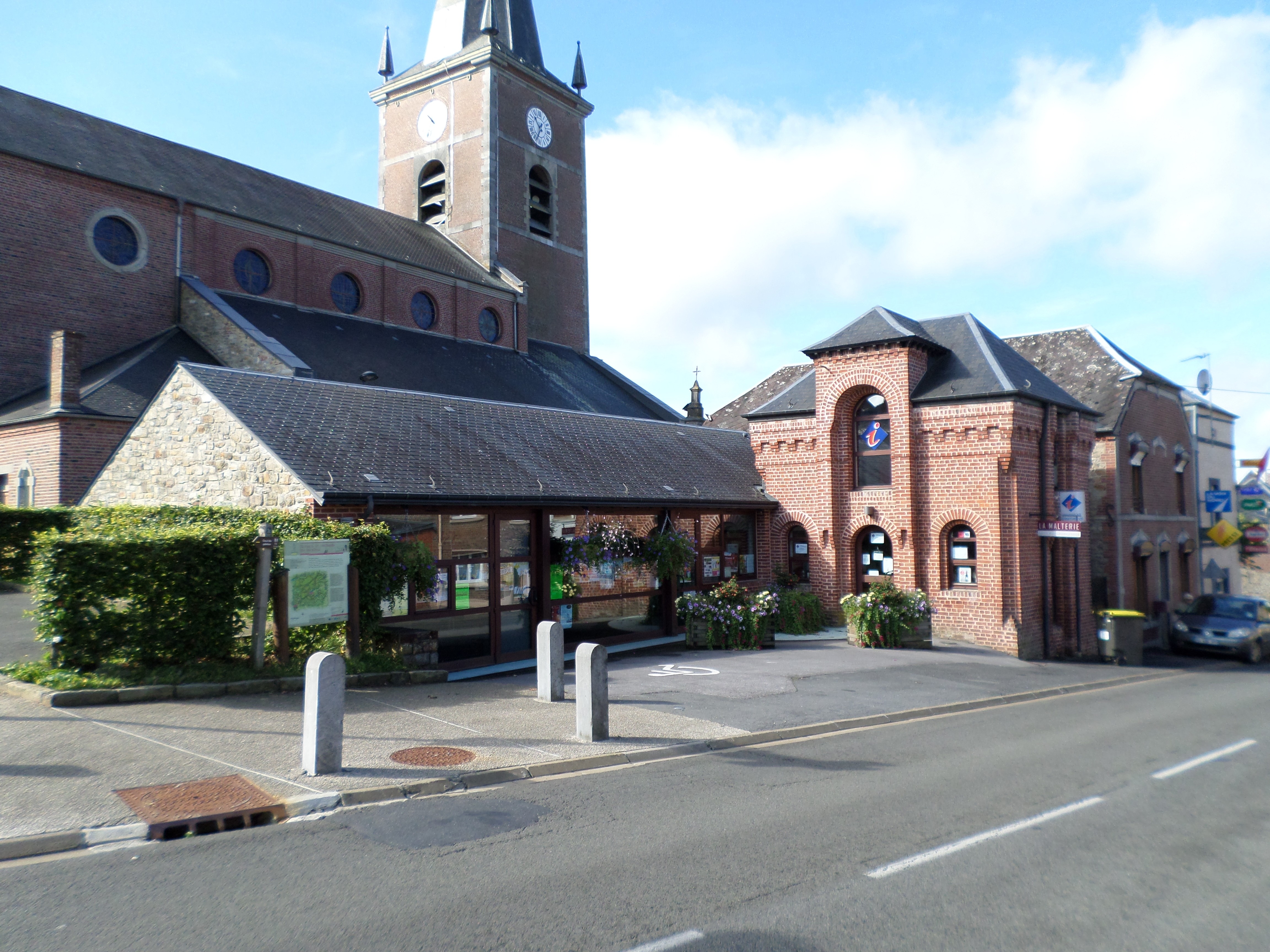 Office du tourisme d'Anor.