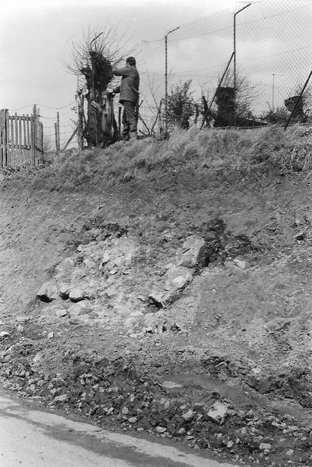 Vestiges de l'aqueduc Floursies Bavay à Vieux Mesnil.