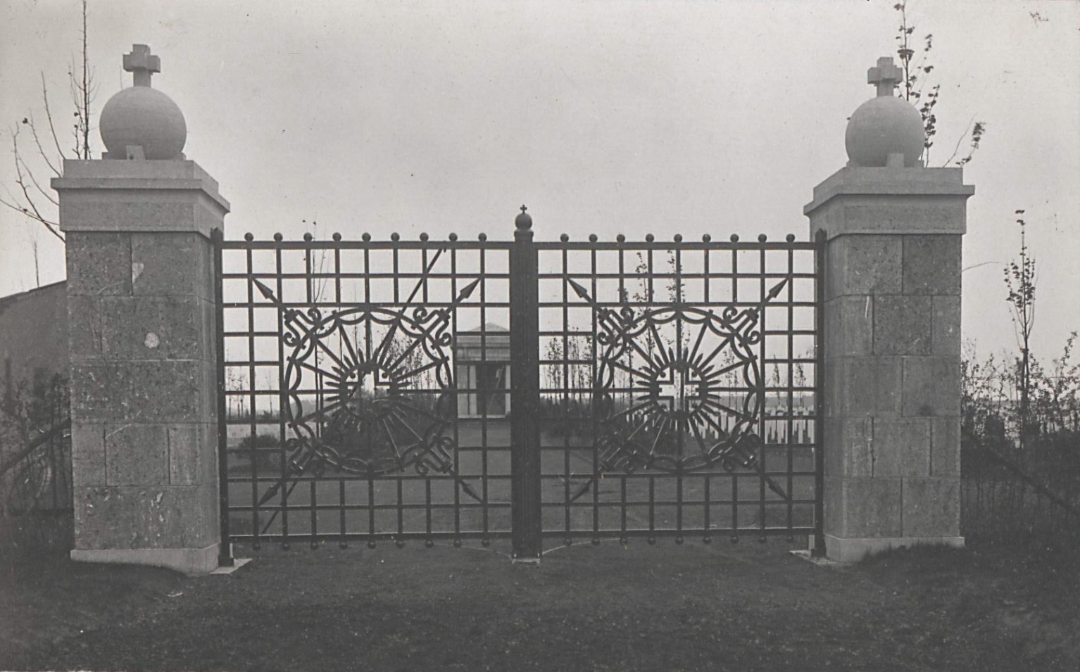 La nécropole nationale d'Assevent.