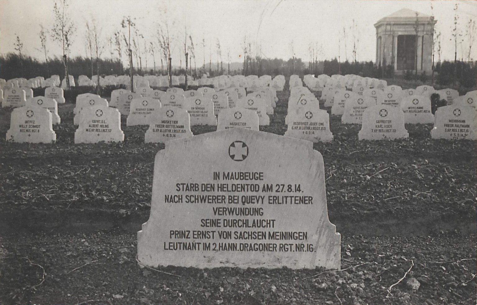 La nécropole nationale d'Assevent.