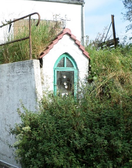 Petite Chapelle blanche à Audignies