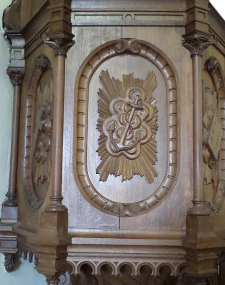 Chaire de l'église d'Aymeries.