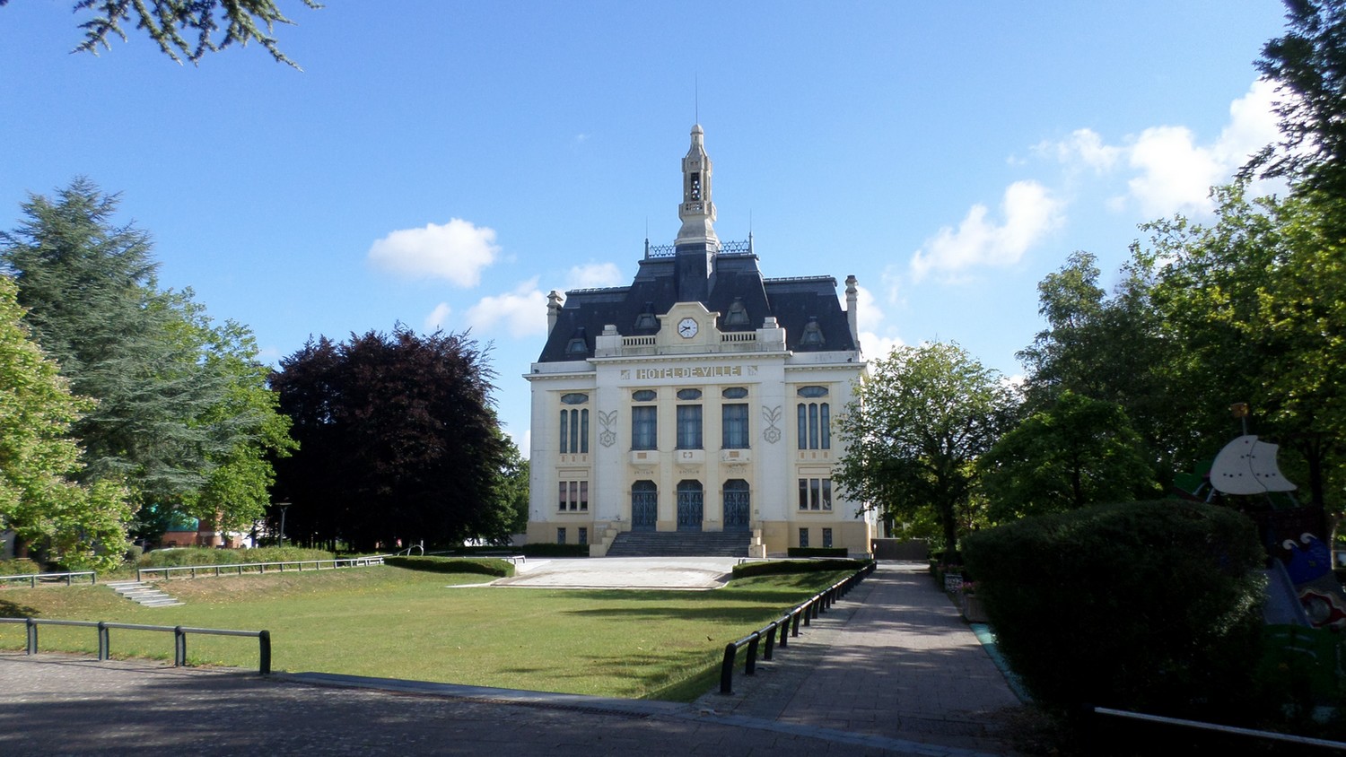 Hôtel de ville d'Aulnoye Aymeries