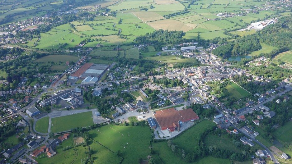 Vue générale d'Avesnelles, photo aérienne de Pascal Méresse