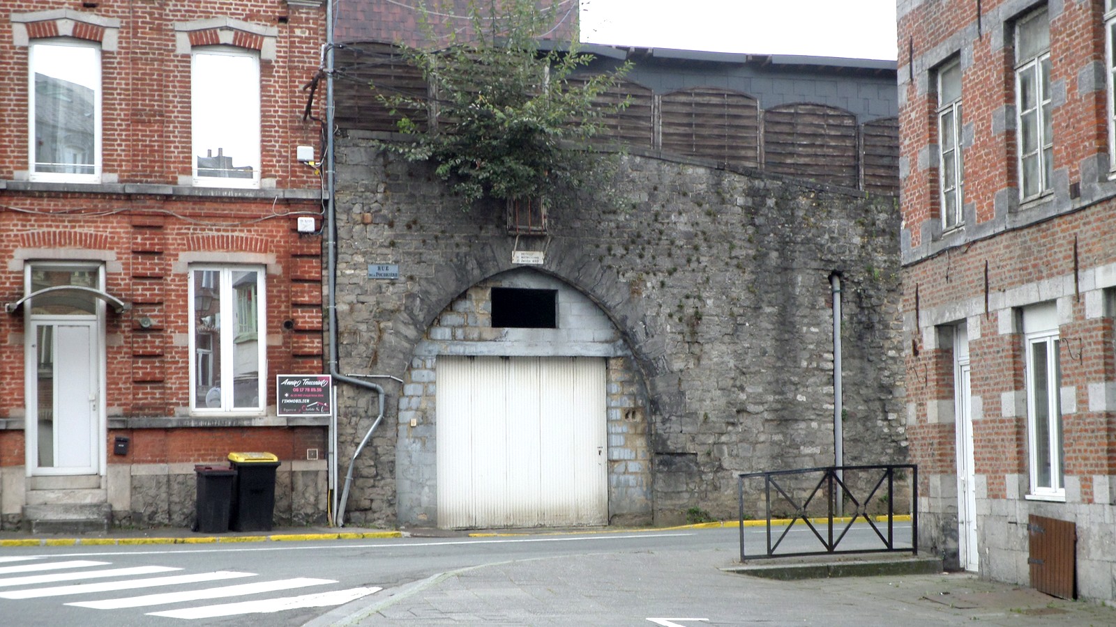 Avesnes sur Helpe : porte de Mons