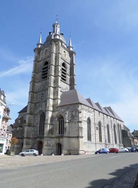  Eglise Saint-Nicolas à Avesnes sur Helpe.