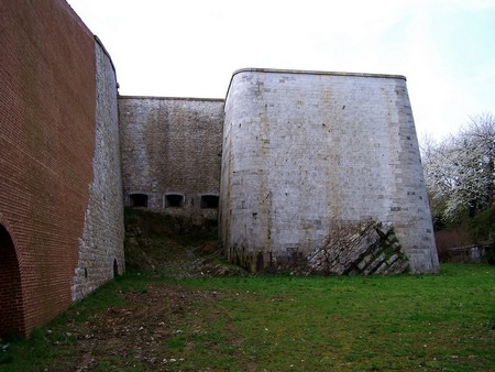 Avesnes sur Helpe : Bastion de la reine