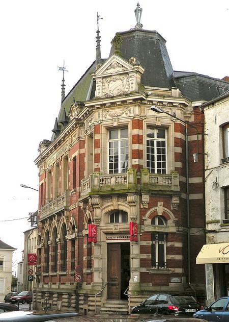 Avesnes sur Helpe : Batisse