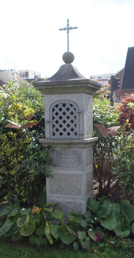 Oratoire à Avesnes sur Helpe.