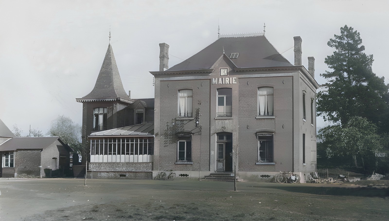 Carte postale de la Mairie de Bachant