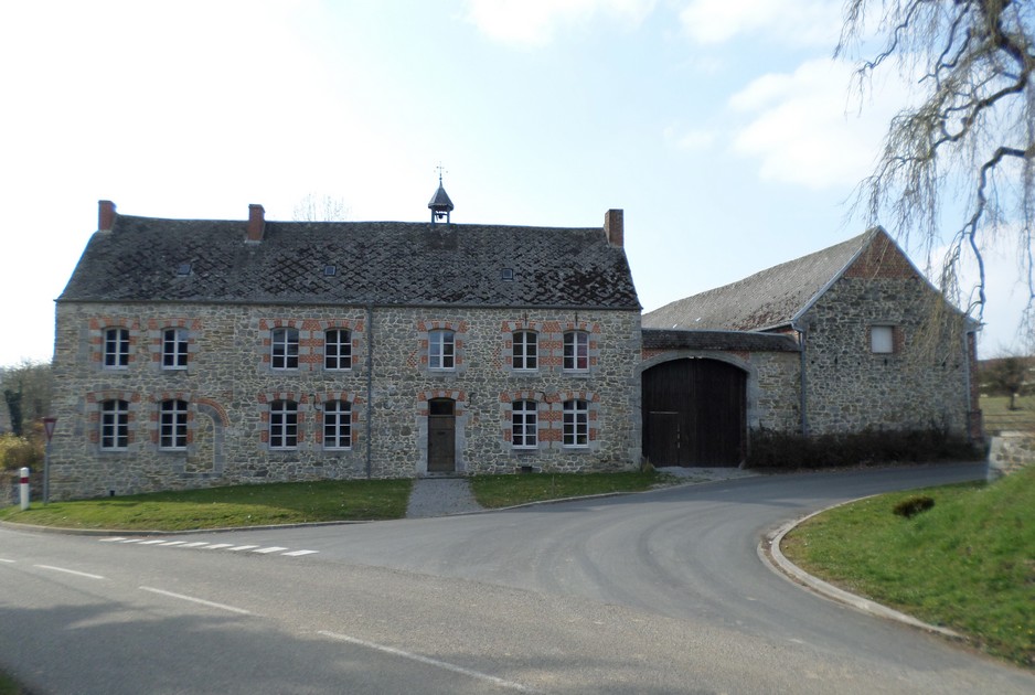 Fermette restaurée à Bas Lieu