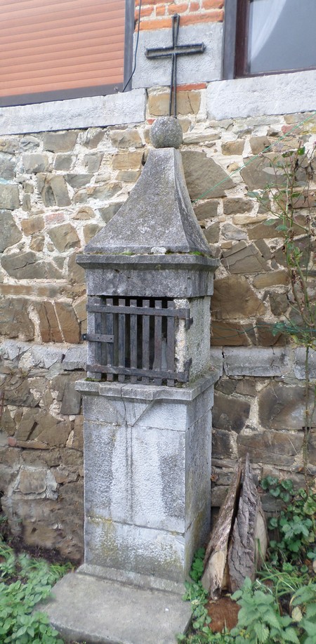 Oratoire à Bas-Lieu.