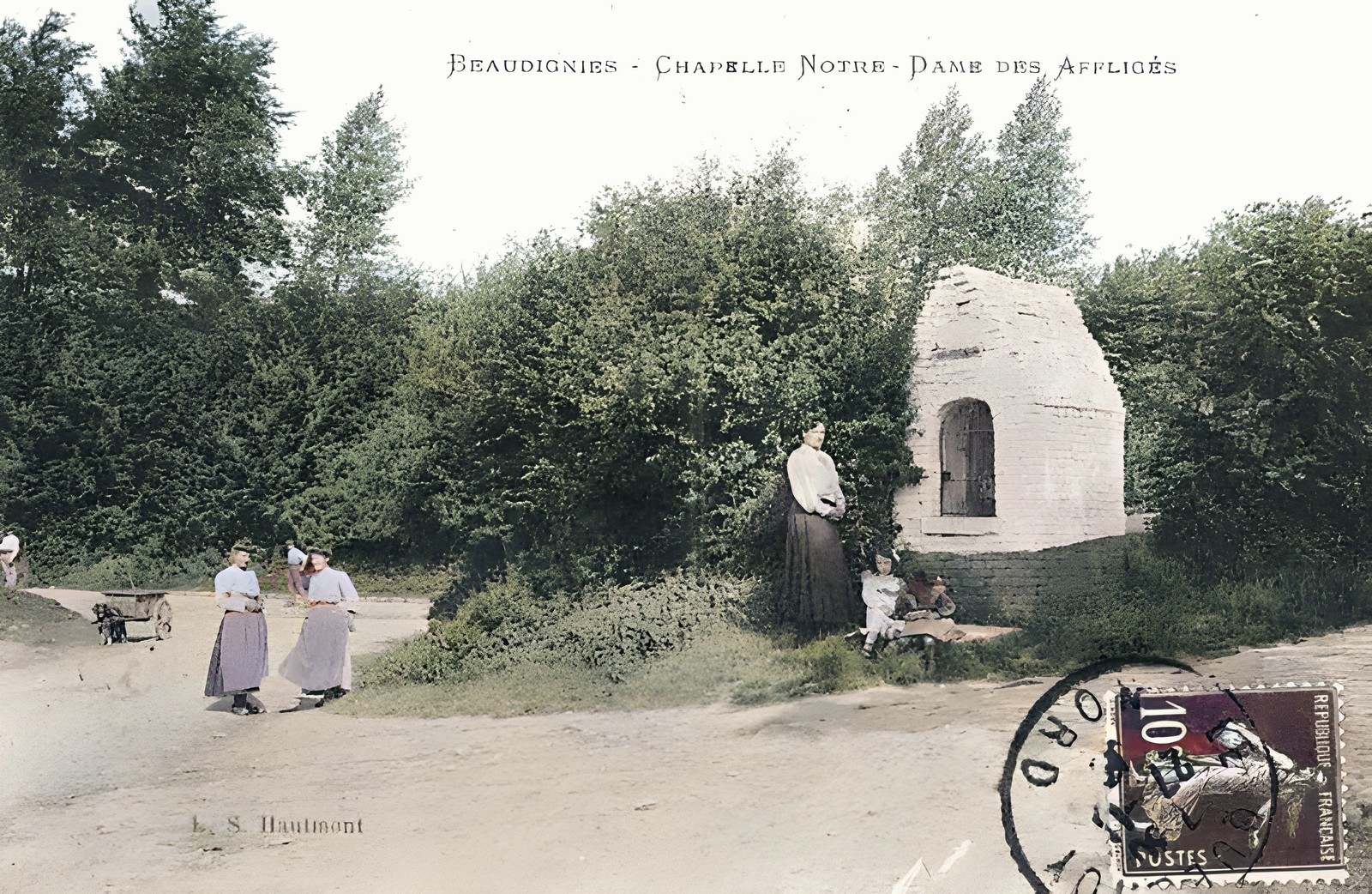 Beaudignies, carte postale de la Chapelle ND des Affligés