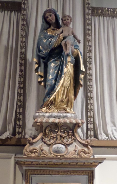 Église Saint-Étienne de Beaudignies, Marie.
