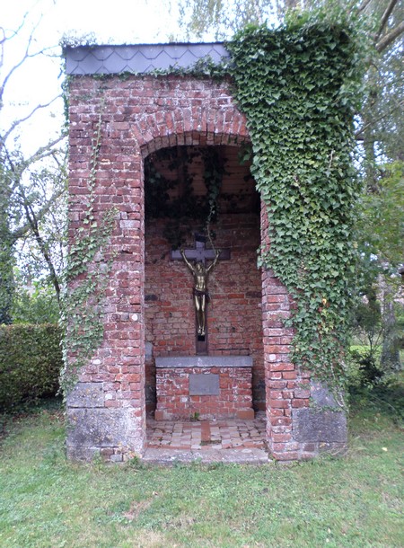 Beaurepaire sur Sambre, chapelle calvaire.