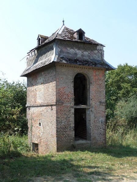 Tour pigeonnier à Beaurieux