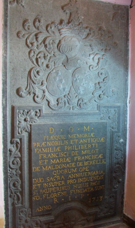 Eglise de Bérelles, pierre tombale