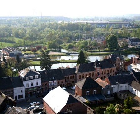 Berlaimont , mairie vue du clocher