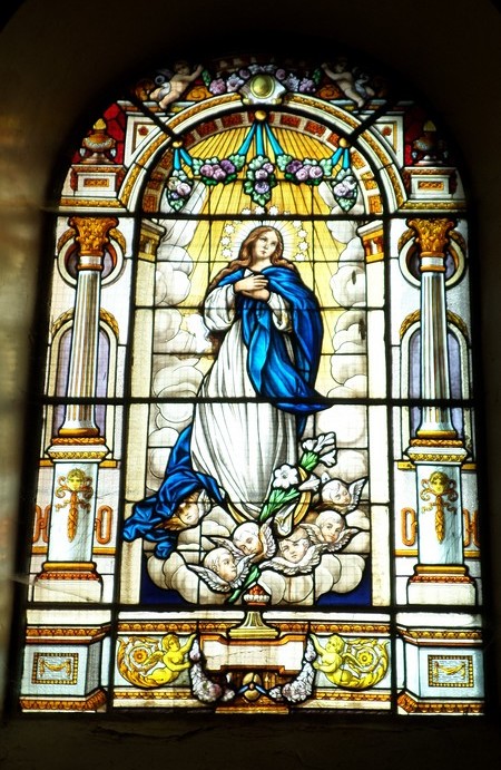 Eglise de Bettrechies, vitrail.