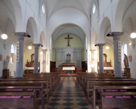 Eglise Saint-Martin de Beugnies, la nef.