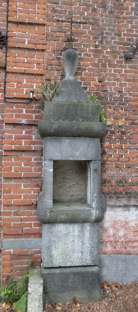 Oratoire à Beugnies.