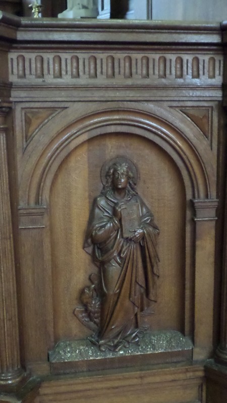 Eglise à Boulogne sur Helpe, détail de la chaire.