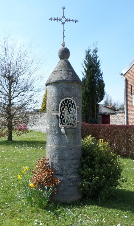 Chapelle type potale, rue Pasteur.