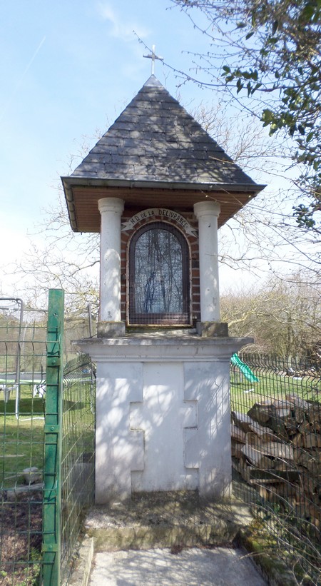 Chapelle à Bousies.