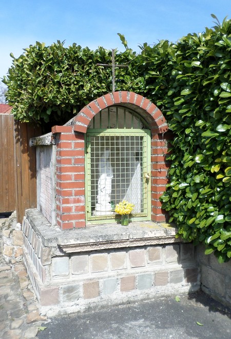 Chapelle à Bousies.