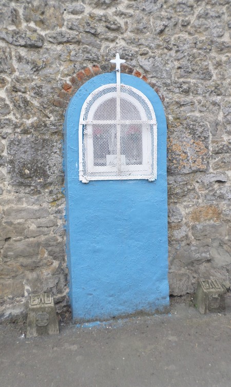 Bousignies sur Roc: chapelle.