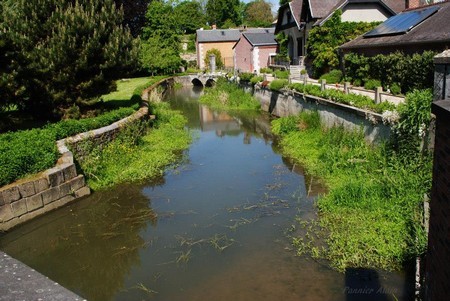 Le pont du vieux moulin à Bousignies sur Roc