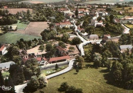 Vue aérienne de Bousignies sur roc
