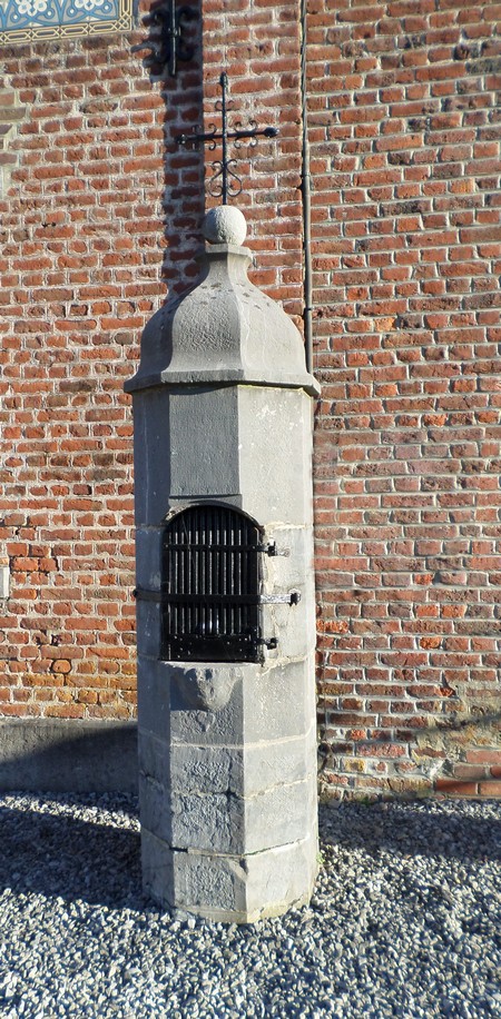 Oratoire de 1745 à Cartignies.