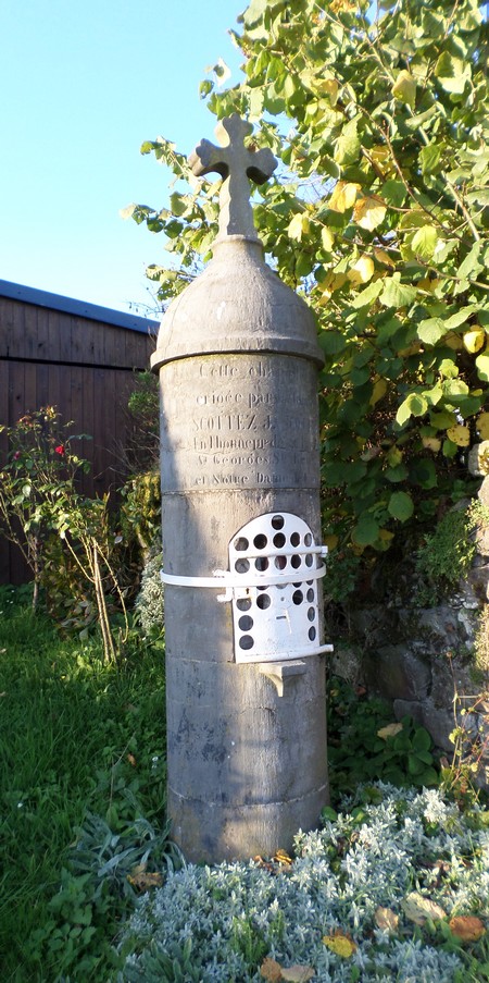 Oratoire dédié à St Laurent à Cartignies.