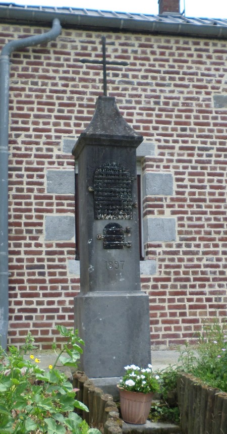 Oratoire de 1897 à Cartignies.